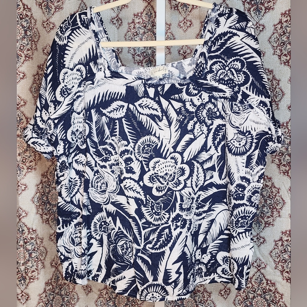 Wonderly Square Neck XL Top